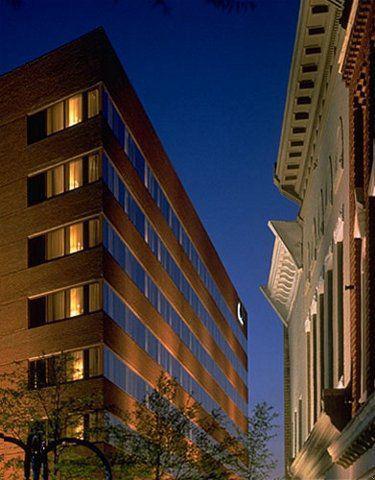 Omni 4* Charlottesville